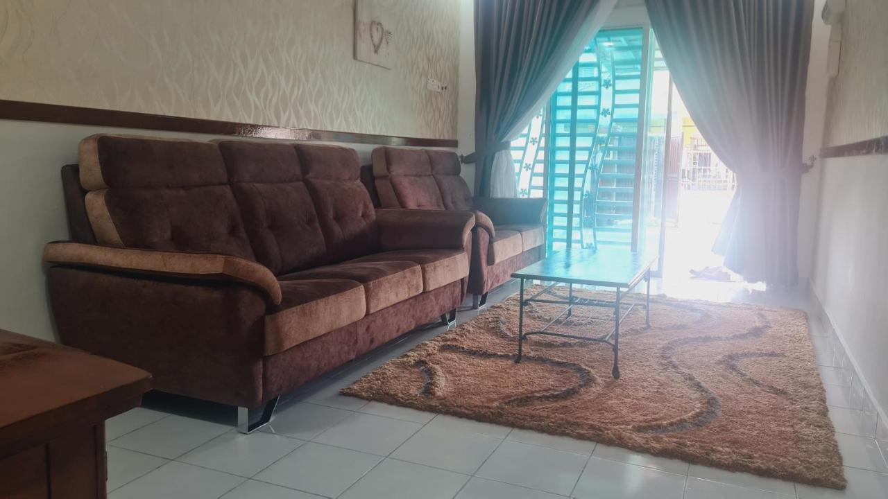 Anjung Klia House 31 With Neflix Villa Banting  Buitenkant foto